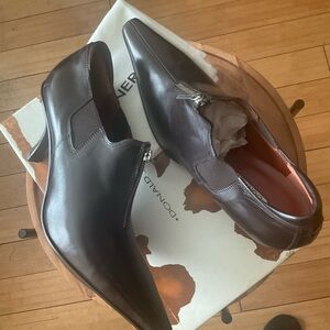 Gorgeous Donald J Pliner Expresso Calf Booties